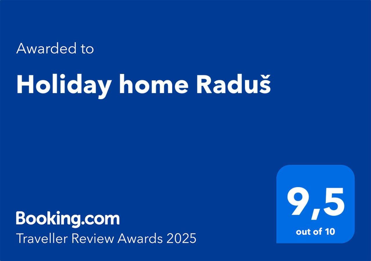 Holiday Home Radus Вирпазар Екстериор снимка