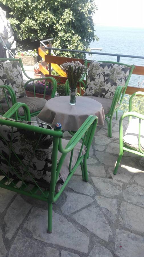 Holiday Home Radus Вирпазар Екстериор снимка